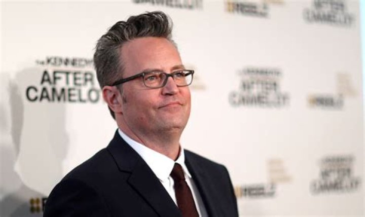'Friends' guest co-stars react to Matthew Perry's death