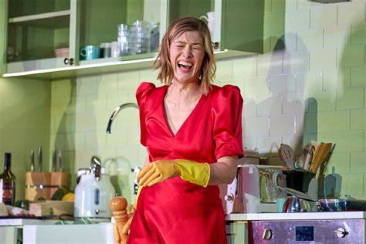 'I Care A Lot' review: Rosamund Pike bilks grannies