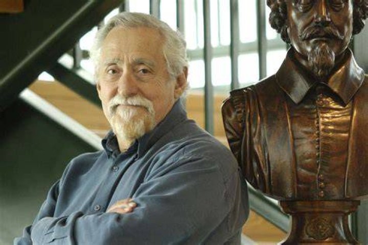 'Men in Black,' 'Field of Dreams' actor Mike Nussbaum dead at 99