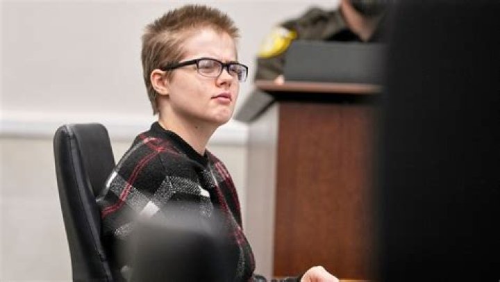 'Slender Man' stabbing victim Payton Leutner speaks publicly