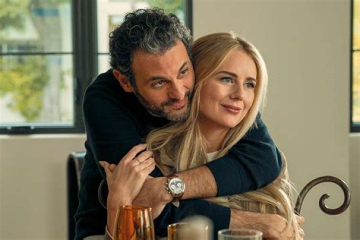 'Succession' co-star Arian Moayed: Mom isn't impressed