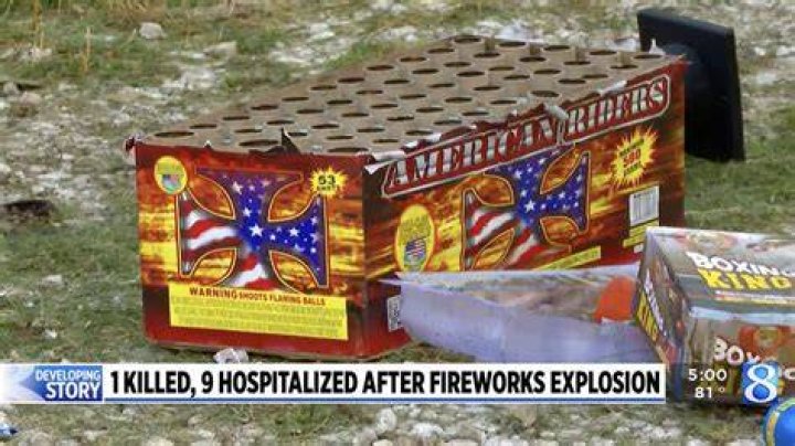 1 dead, 9 injured in Michigan firework explosion