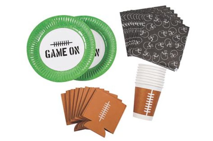 17 tailgate party essentials for football season 2023