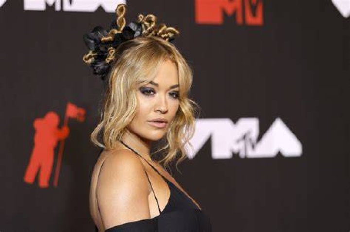 25 famous people born under this fire sign