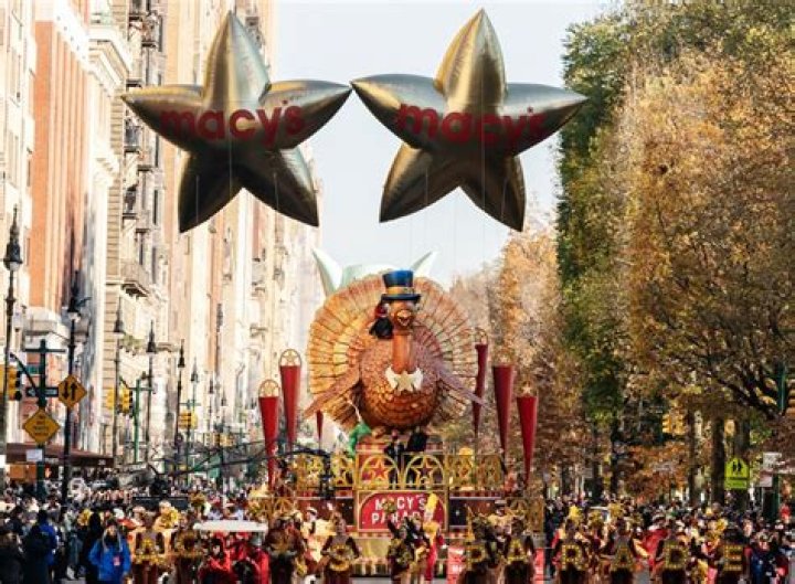 2nd-graders' tiny balloon parade rivals Macy's Thanksgiving spectacle