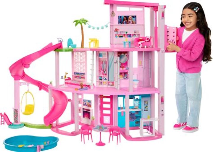 3 home décor musts inspired by Barbie's Dream House