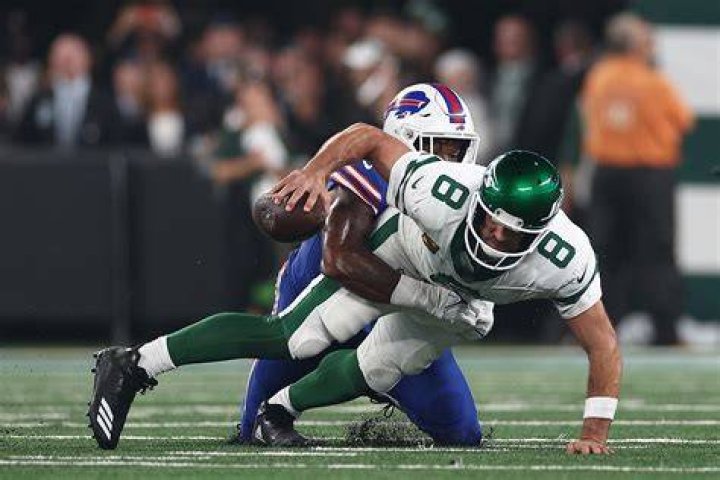 Aaron Rodgers not ruling out a return this season for Jets