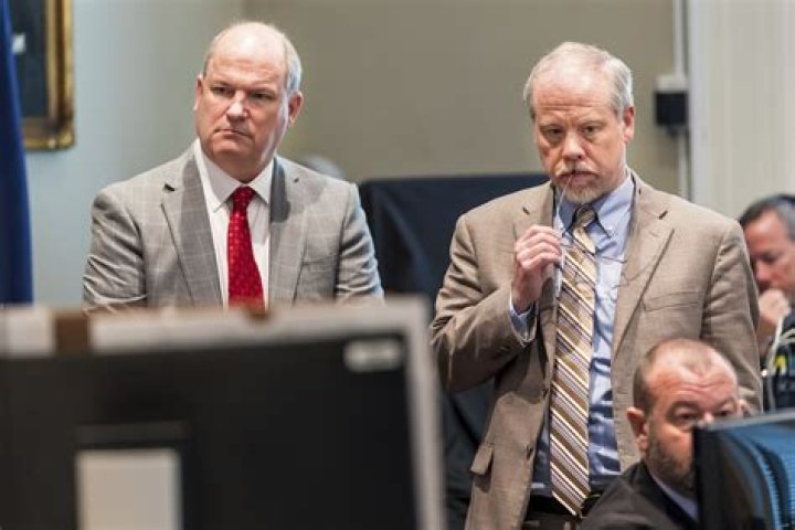 Alex Murdaugh loses prison phone, tablet privileges after lawyer records phone call for documentary