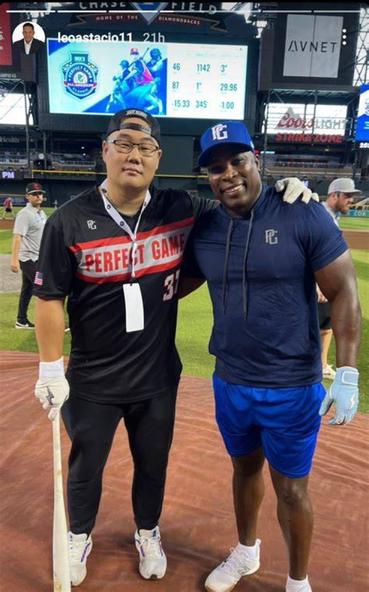 Alfonso Soriano looks ridiculously jacked in new pictures