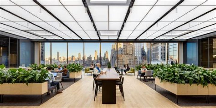 Amazon shows off NYC offices on Manhattan's Fifth Avenue