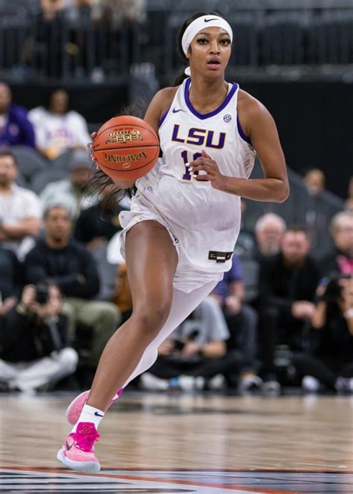 Angel Reese posts ‘look at me’ TikTok amid LSU absence