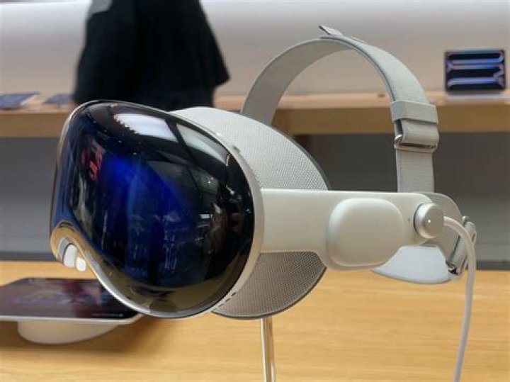 Apple debuts mixed-reality 'Vision Pro' headset with whopping $3,499 price tag