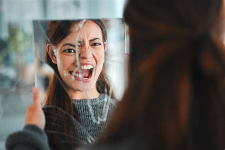 Are you sleeping with a psychopath? An expert reveals the warning signs — and how to avoid ‘negative encounters’