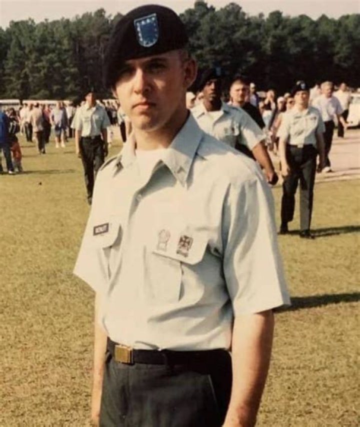 Army veteran Ronnie McNutt commits suicide in Facebook livestream