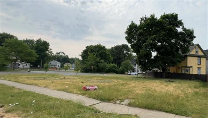 At least 13 people shot, stabbed or hit by cars in Syracuse