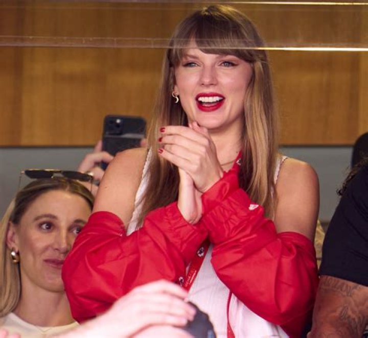 Bill Belichick wants nothing to do with Taylor Swift questions