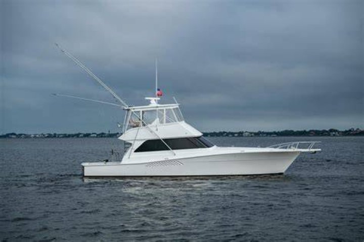 Billionaire Golisano claims decorator overcharged yacht redesign by $300K