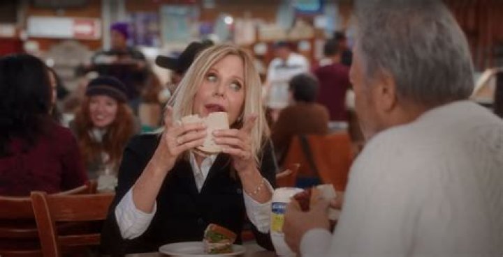 Billy Crystal returns to Katz's Deli from 'When Harry Met Sally'