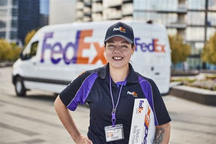 Bogus Fed Ex worker robs Brooklyn family of $130K
