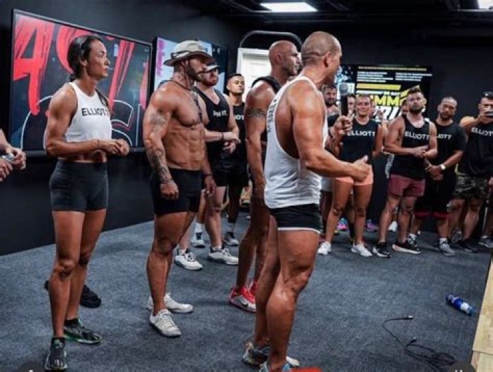 Boss who fires workers without six-pack abs ripped online