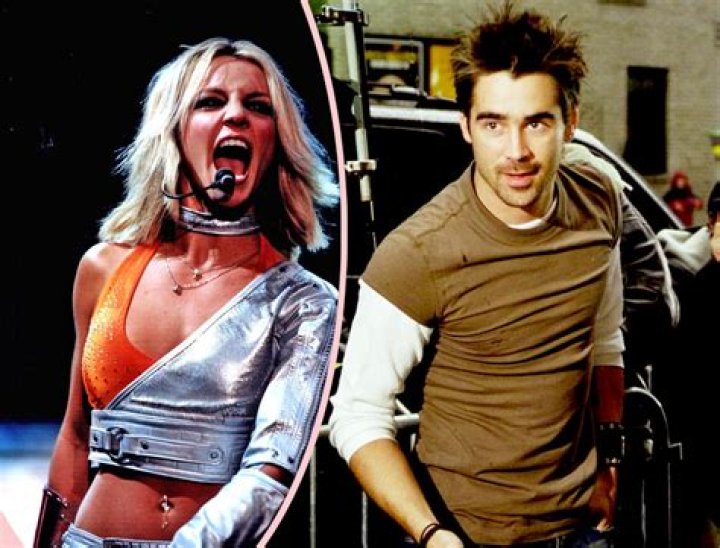 Britney Spears blasts fans who called cops after knife dance
