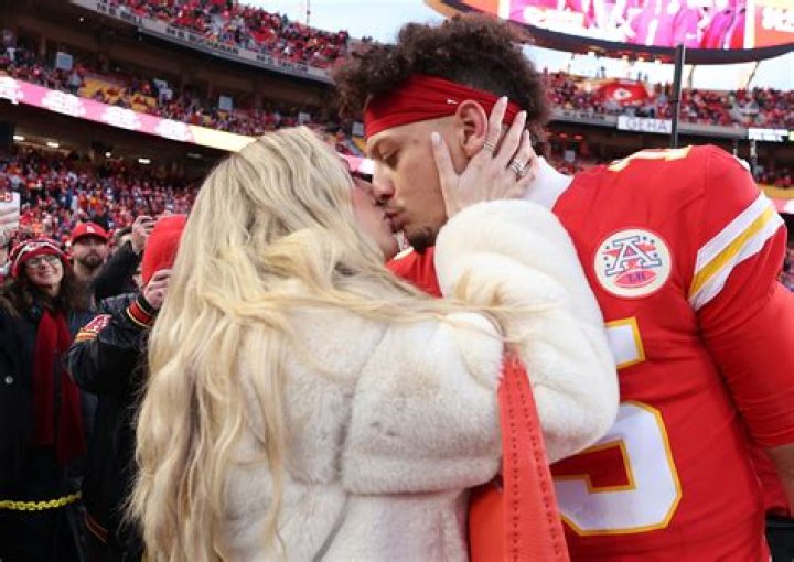 Brittany Mahomes shrugs off Jackson Mahomes at Super Bowl concert