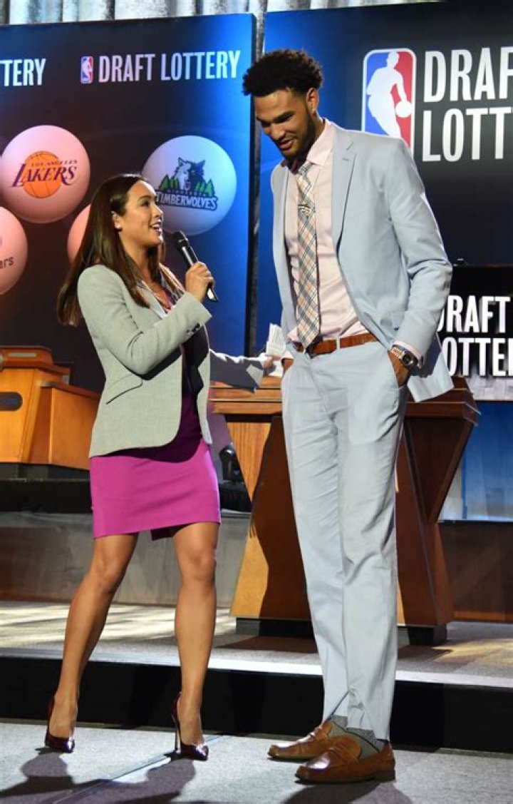 Cassidy Hubbarth picks ESPN over Yahoo, will have Twitter NBA show