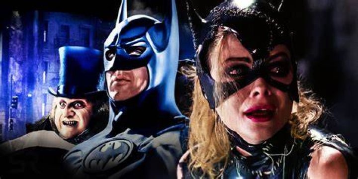 ‘CATWOMAN’ HISSES AT ‘LADY BIRD’