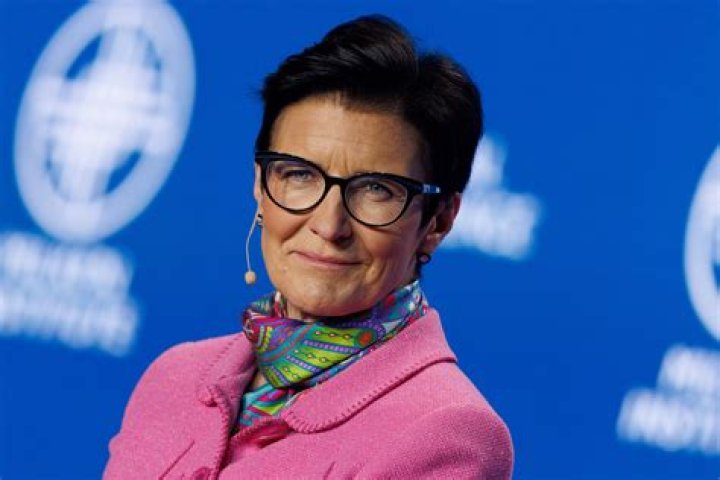 Citigroup CEO Jane Fraser scraps five layers of management
