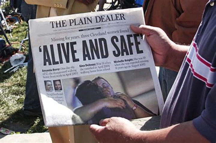 Cleveland Plain Dealer takes aim at union by moving print reporters to suburbs