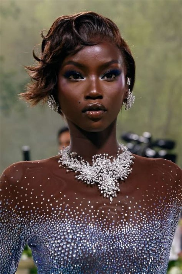 Columbia top shrink suspended for calling a dark-skin model a 'freak of nature'