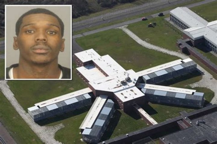 Convicted NY killer freed on technicality after judge rules he was held in wrong prison