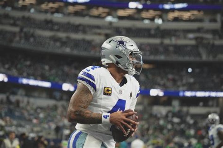 Cowboys get wide receiver from Texans