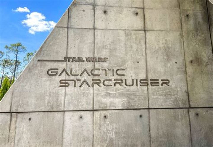 Disney fans mourn 'Star Wars: Galactic Starcruiser' hotel