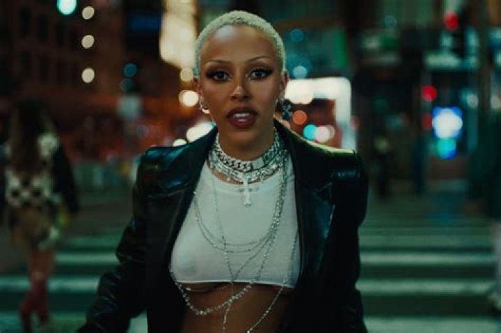 Doja Cat's 'Attention' shocks fans with bloody video: 'Sell that soul'