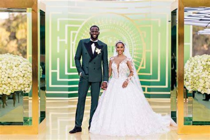 Draymond Green's wedding photos include Steph Curry, LeBron James