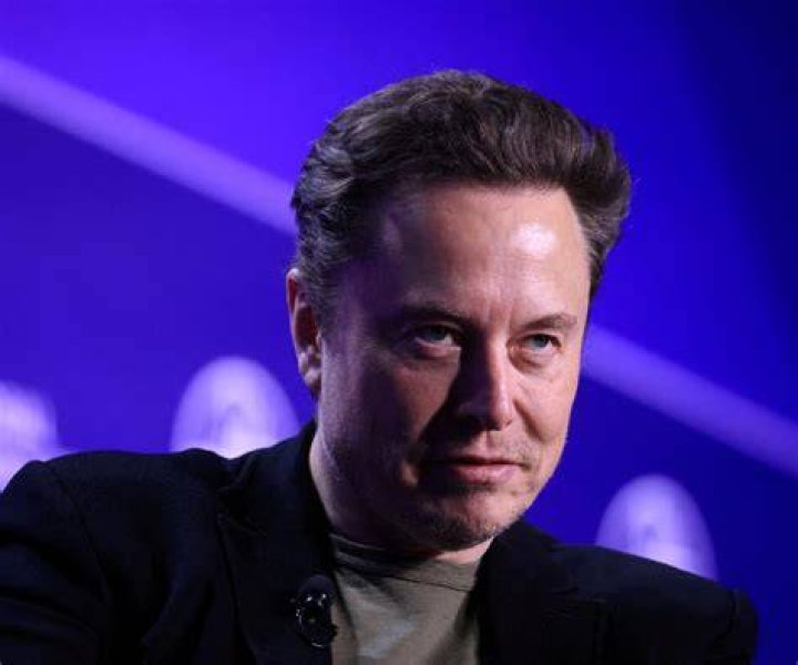 Elon Musk tells James Woods 'delete your account'