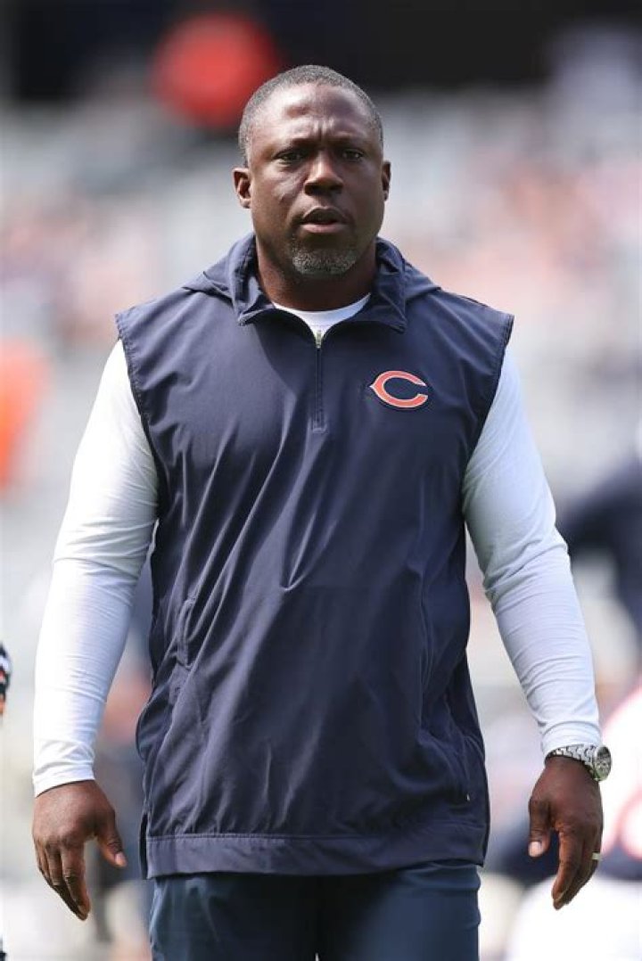 Ex-Bears coach Alan Williams seen for first time since resignation
