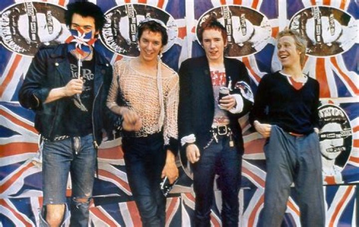 Ex-Sex Pistol John Lydon slams band's 'God Save the Queen'