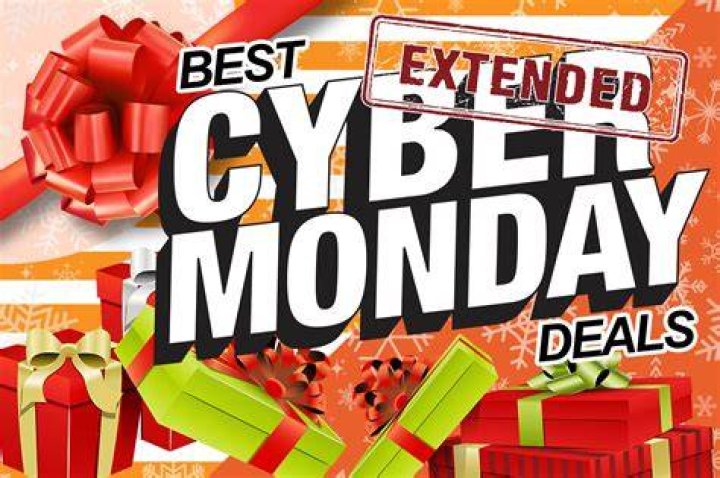 Extended Cyber Monday clothing deals to shop before sales end today