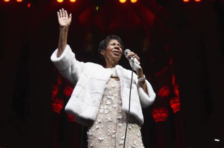 FBI tracked Aretha Franklin for 40 years: docs