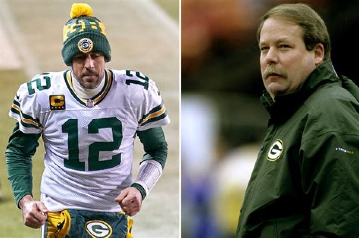 Former Packers coach Mike Holmgren on Aaron Rodgers situation