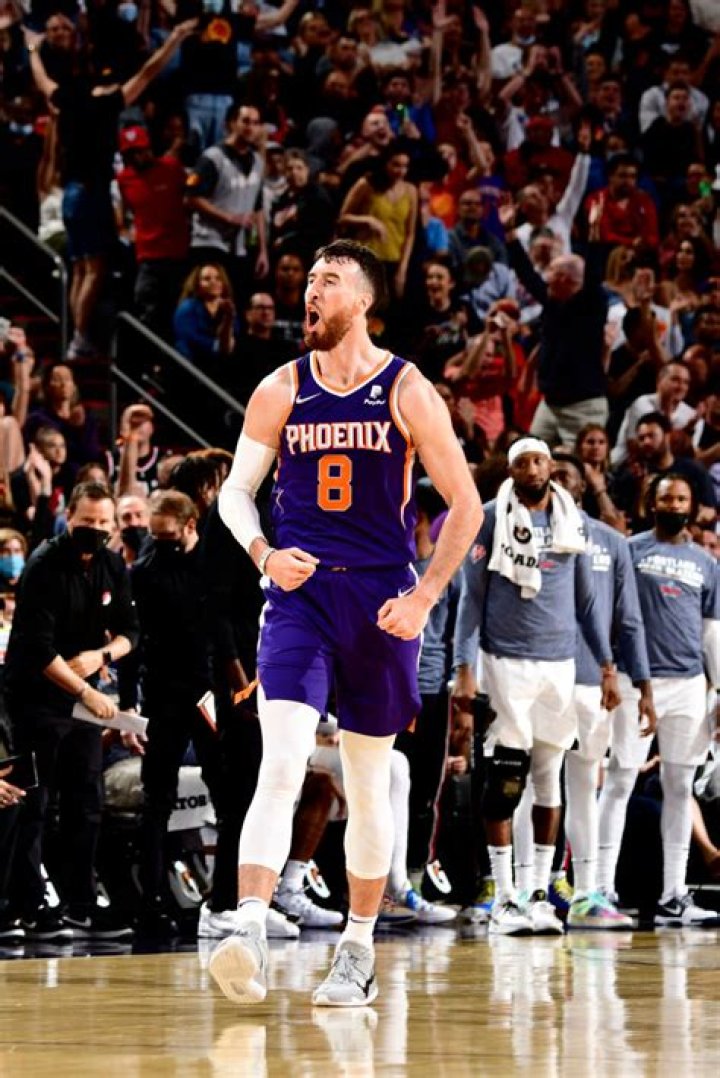 Frank Kaminsky engaged to ESPN star Ashley Brewer