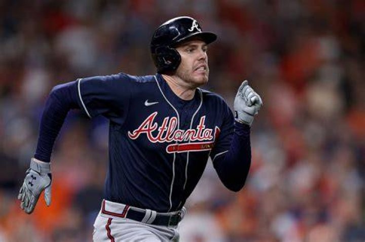 Freddie Freeman hoping to postpone his free agency