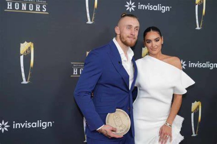 George Kittle's wife, Claire, savors every second of 49ers win