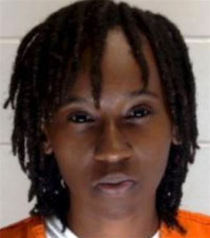 Girl, 17, had sex with boys ages 10 and 14 while other kids watched: cops