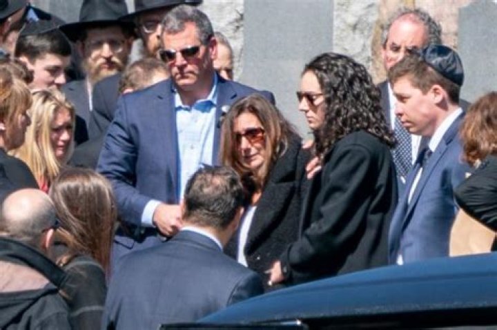 Grieving dad eulogizes daughter Samantha Josephson during tear-filled ceremony