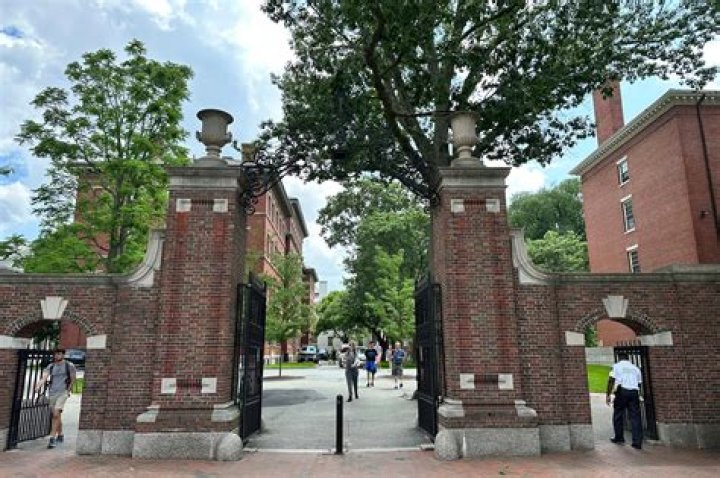Harvard Israel-Hamas 'doxxing truck' parks outside students' homes