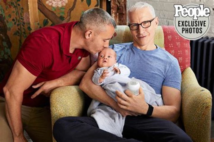 How Anderson Cooper and Van Jones are 'platonic co-parenting'