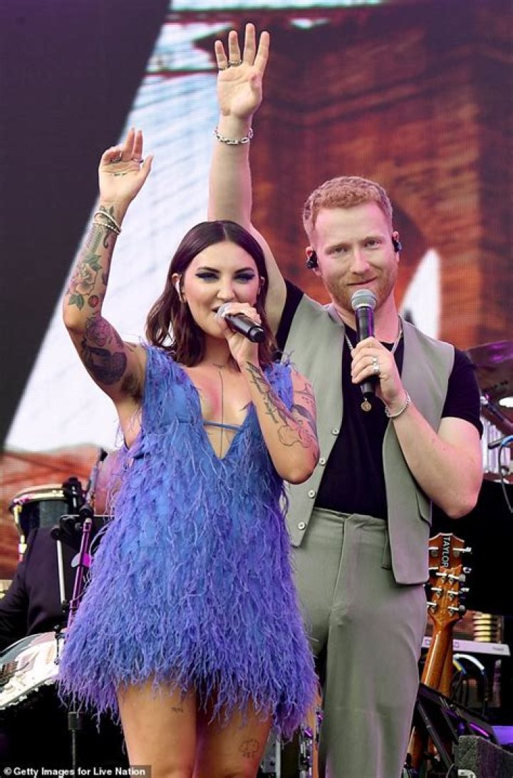 How buzzy artist JP Saxe went from Julia Michaels' ex to John Mayer's opener